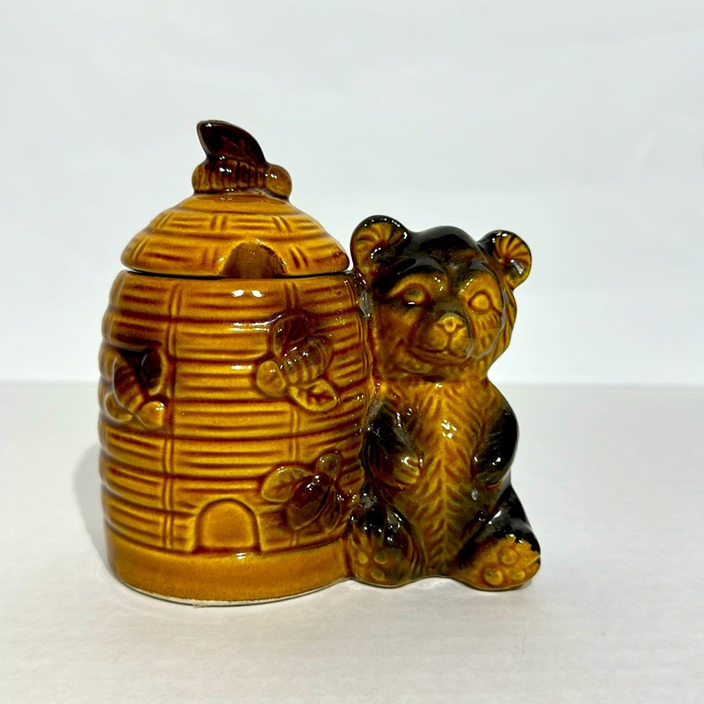 Vintage Ceramic Bear Beehive Honey Pot Jar